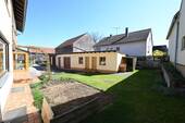 Ruhig und geschützt - Mehrfamilienhaus, Wohnhaus mit 152,40 m² in Deining zum Kaufen