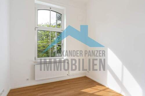 Zimmer 2 - 