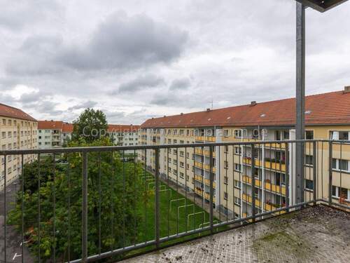 Balkon - Etagenwohnung mit 66,20 m² in Plauen zur Miete