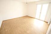 Wohnzimmer.jpg - Im Herzen der Quadrate: Exklusive 3-Zimmer-Wohnung mit Balkon