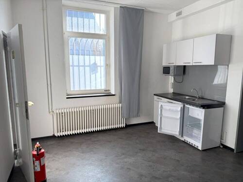 Sozialraum mit Küchenzeile - 