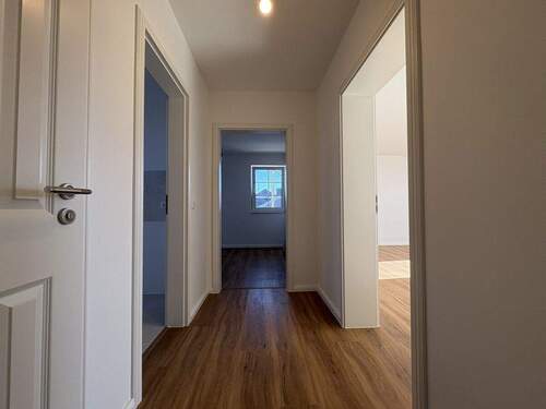 Diele - Etagenwohnung mit 56,00 m&sup2; in Kaarst zur Miete