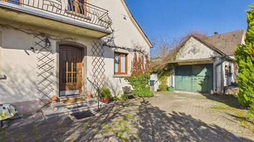 Frontansicht - 7 Zimmer Einfamilienhaus in Wincheringen