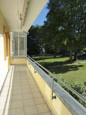 Großer Balkon - 2 Zimmer Etagenwohnung zum Kaufen in Pforzheim