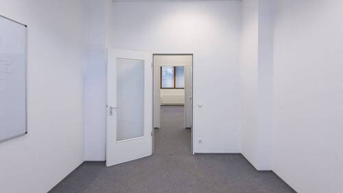 Showroom - Bürofläche 4 am Wasser - flexibel, barrierefrei, nahe Ostkreuz