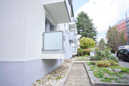 Ostbalkon Eingangsseite - 