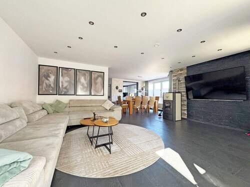 Wohnbereich - Doppelhaushälfte mit 160,00 m&sup2; in Weinheim / Oberflockenbach zum Kaufen