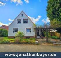 Familienfreundliches Einfamilienhaus mit Vollkeller, Garage und großzügigem Garten - Bremerhaven / Wulsdorf