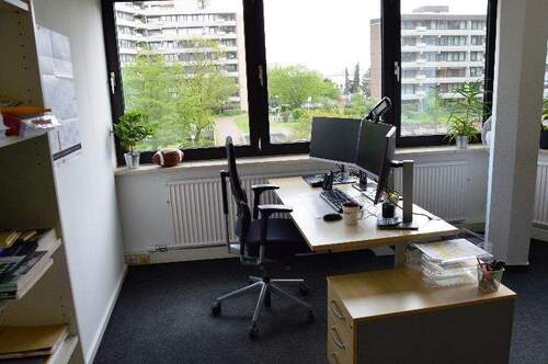 Schreibtischplatz im 3er-Büro - Büro in Köln zur Miete