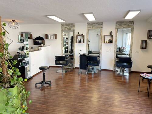 Friseursalon Erdgeschoss West - 