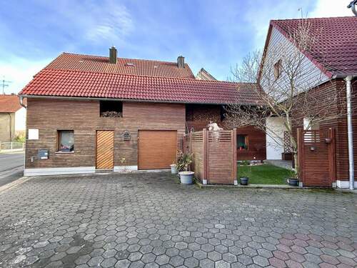 Werkstatt mit kleiner Garage - 