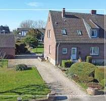 Idyllisches Wohnen auf großem Grundstück -Doppelhaushälfte im Herzen von Alpen!