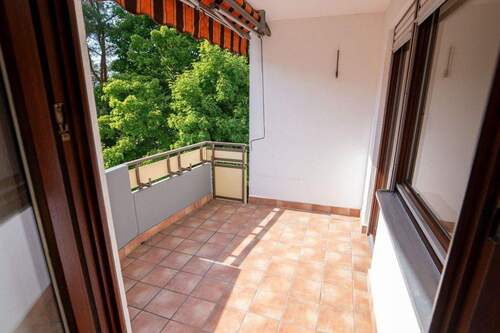 Balkon - 4 Zimmer Etagenwohnung in Singen