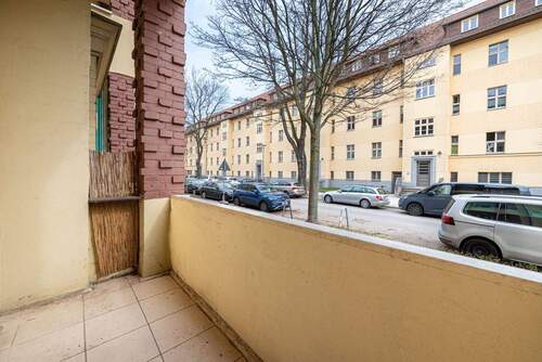 Balkon - Etagenwohnung mit 60,00 m&sup2; in Berlin zum Kaufen