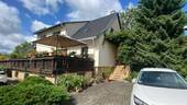 Front- und Seitenansicht - Urlaub im eigenen Garten - 175.000,00 EUR Kaufpreis, ca.  120,00 m² Wohnfläche
