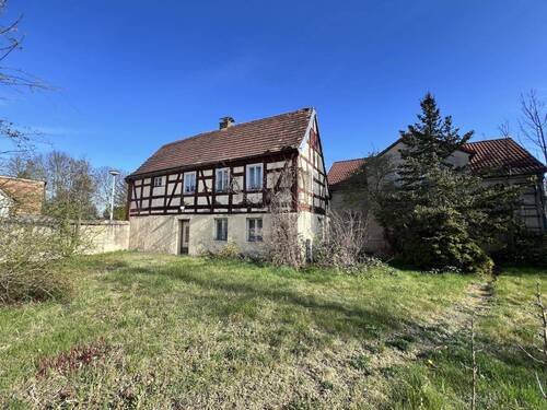 Fachwerkhaus und Anbau - 