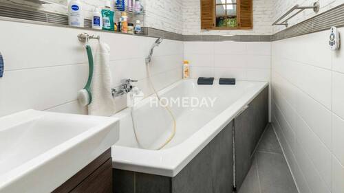 Badezimmer 1 2 - 