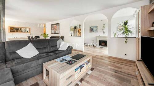 Wohnzimmer 1 2 - 3 Zimmer Etagenwohnung in Gelsenkirchen