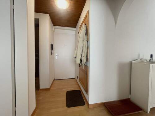 Flur - 2 Zimmer Etagenwohnung zum Kaufen in Köln