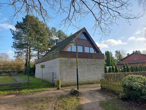 Ansicht - Kisdorf: Großes Einfamilienhaus in ruhiger Lage mit Potential - provisionsfrei!