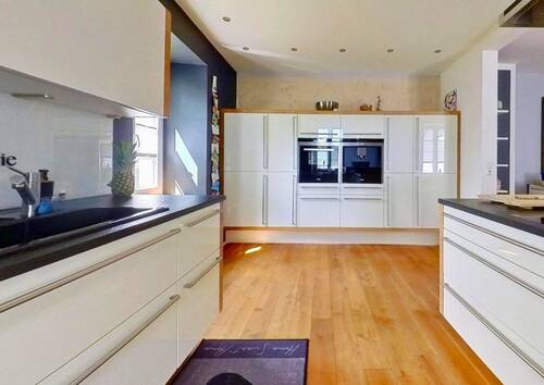 Bild 3 - 8 Zimmer Mehrfamilienhaus, Wohnhaus in Stühlingen