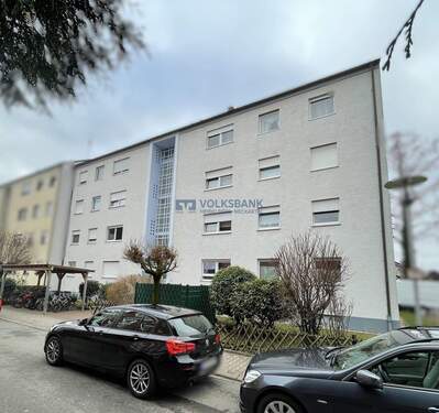 Außenansicht - Walldorf, in gesuchter Wohnlage: Sonnige 4-Zimmer-Wohnung in ruhiger Stichstraße, sofort frei!