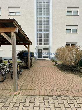 Eingangsbereich - 4 Zimmer Etagenwohnung zum Kaufen in Walldorf