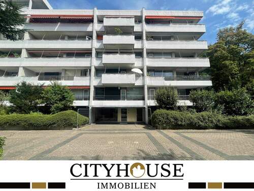 Bild 1 - CITYHOUSE: Schöne 4-Zimmer-Wohnung mit 2 Balkonen und TG-Stellplatz in Köln-Junkersdorf