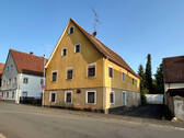 Bild 2 - 8 Zimmer Mehrfamilienhaus, Wohnhaus zum Kaufen in Erlangen / Frauenaurach