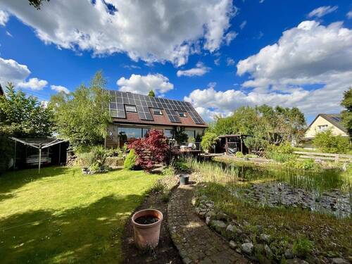 Blick aus dem Garten - 5 Zimmer Einfamilienhaus in Isernhagen