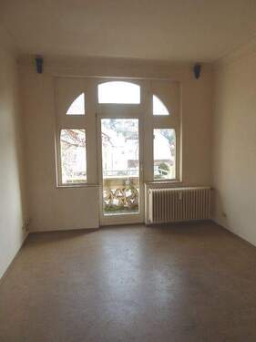 Wohnzimmer - 2 Zimmer Etagenwohnung in Pforzheim