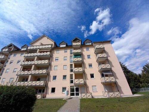 Vorderansicht - EIN GUTES INVESTMENT ... - 80.000,00&nbsp;EUR Kaufpreis, ca.&nbsp; 65,00&nbsp;m&sup2;&nbsp;Wohnfl&auml;che