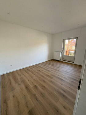 Zimmer 3 - 