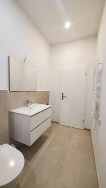 Badezimmer - 3 Zimmer Etagenwohnung zum Kaufen in Bochum