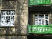 Blick auf die Fassade + Balkon - 