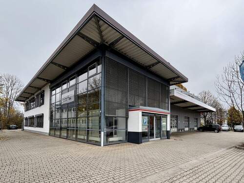 Außenansicht - Halle in Rosenheim zur Miete