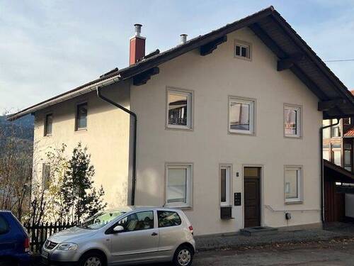 Hausansicht Straße - 