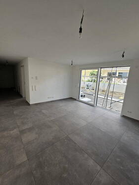 Wohn-/Essbereich/Küche - 1 Zimmer Etagenwohnung in Gäufelden