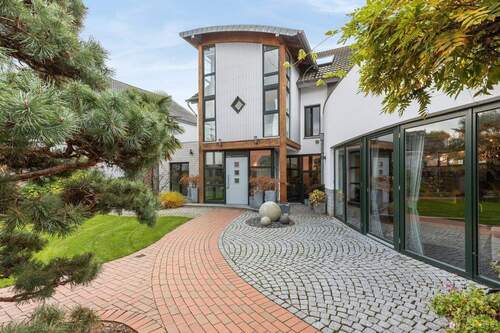 repräsentives Design - 6 Zimmer Einfamilienhaus zum Kaufen in Hückelhoven