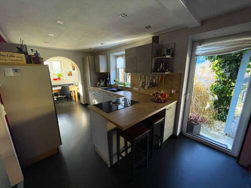 Küche mit Terrassenzugang (EG) - 