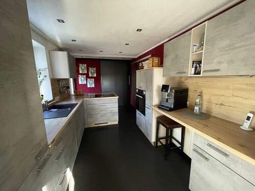 Küche mit Terrassenzugang (EG) - 