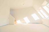Wohnzimmer - Wohnen über den Dächern: 3-Zimmer-Wohnung mit privater Aufdachterrasse in Lankwitz