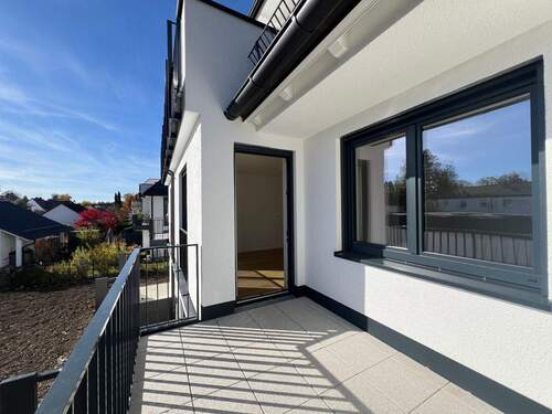 Sonnen-Loggia - Etagenwohnung mit 89,00 m² in München zum Kaufen