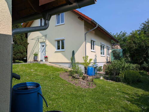 Blick auf Front vom Schuppen - Einfamilienhaus mit 120,00 m² in Eigeltingen - Heudorf zum Kaufen