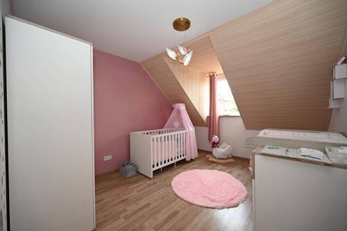 2 Kinderzimmer - 