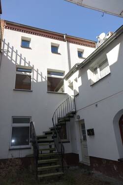 Hofansicht - Mehrfamilienhaus, Wohnhaus in Eisleben