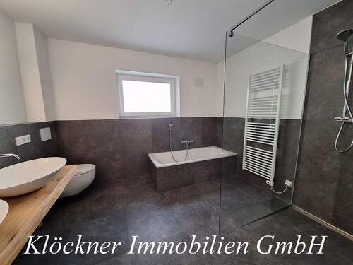 Bad - Terrassenwohnung mit 115,00 m&sup2; in Saarbrücken zum Kaufen