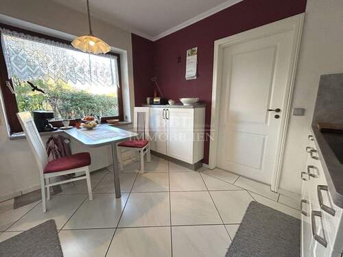 ... mit kleiner Sitzecke - 