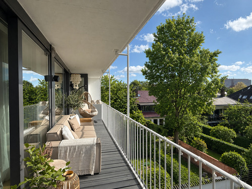 Süd-Balkon ins Grüne - 4 Zimmer Etagenwohnung zur Miete in Düsseldorf