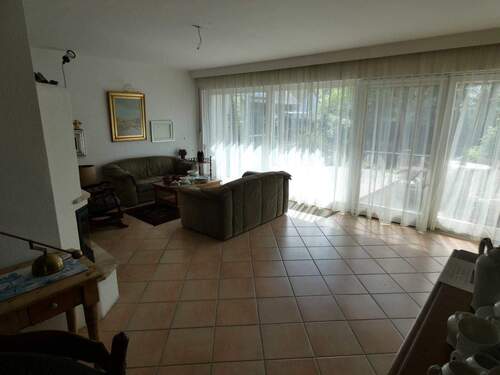 P1020649.JPG - Einfamilienhaus mit 168,00 m&sup2; in Schöneck zum Kaufen
